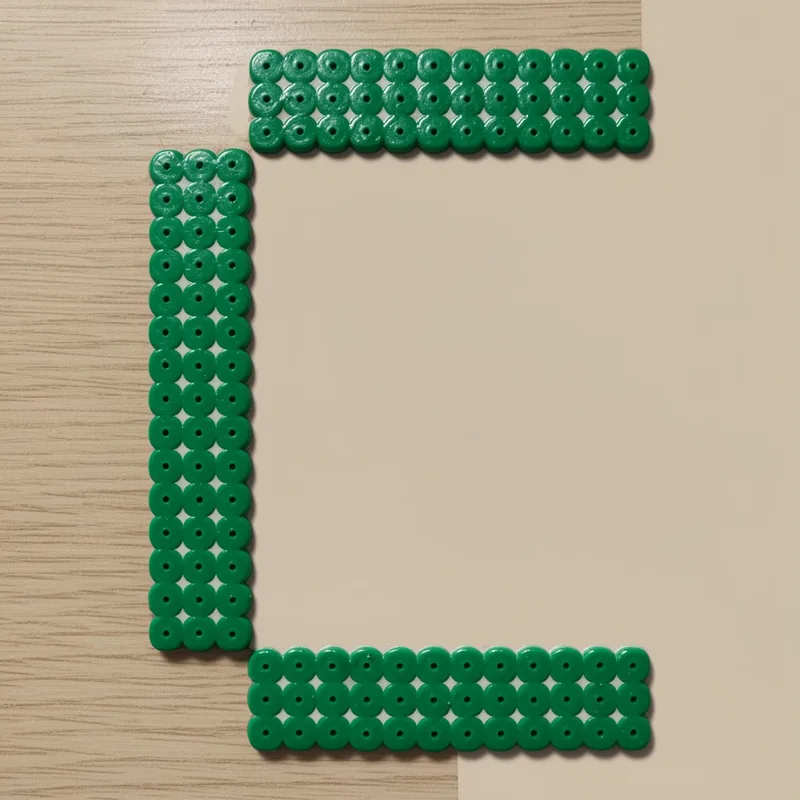 Letter C beaded in fuse beads, 29x29 pegs