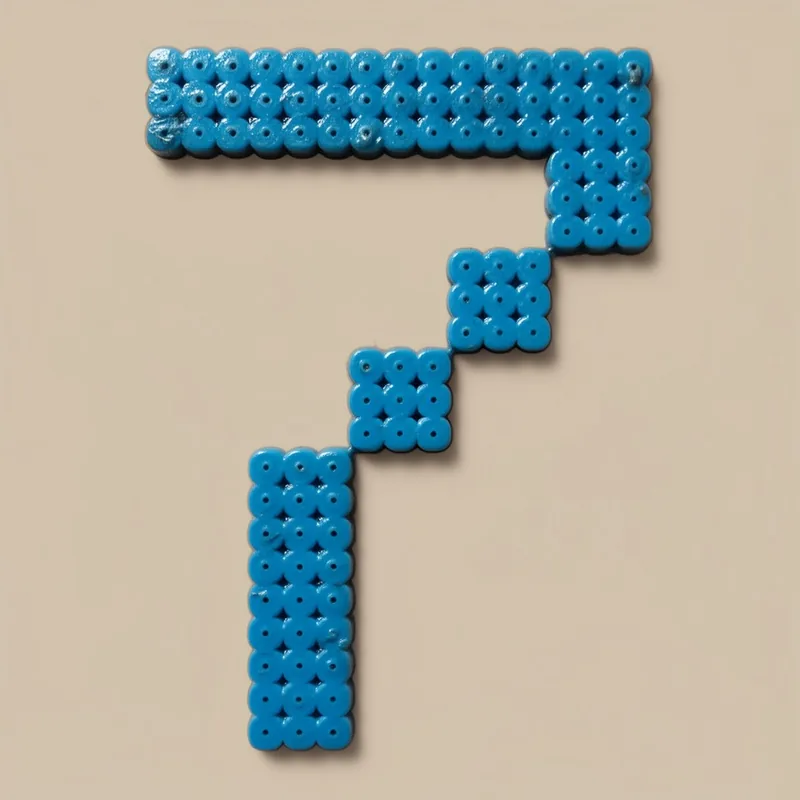 Number 7 beaded in fuse beads, 29x29 pegs