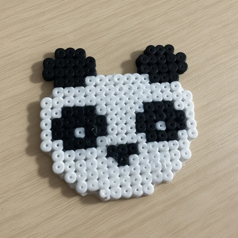 Panda beaded in fuse beads, 29x29 pegs